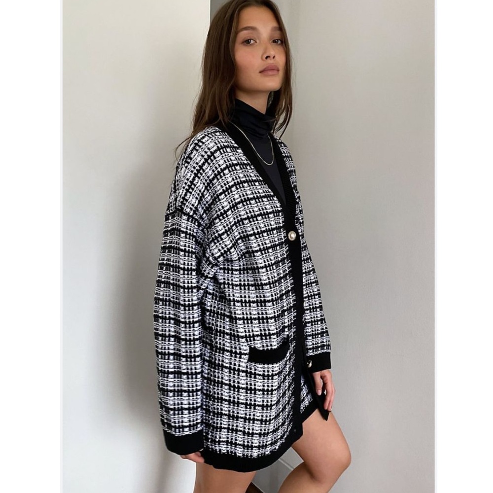 Aritzia Babaton Lacer cardigan